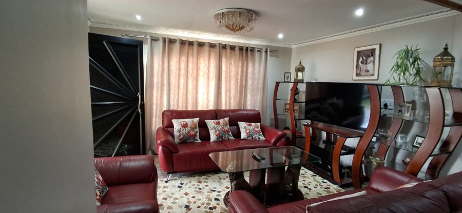 3 Bedroom Property for Sale in Haven Hills Eastern Cape